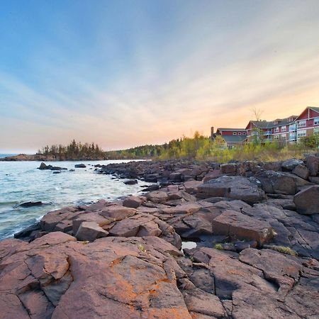 Cove Point Lodge Beaver Bay Exterior foto