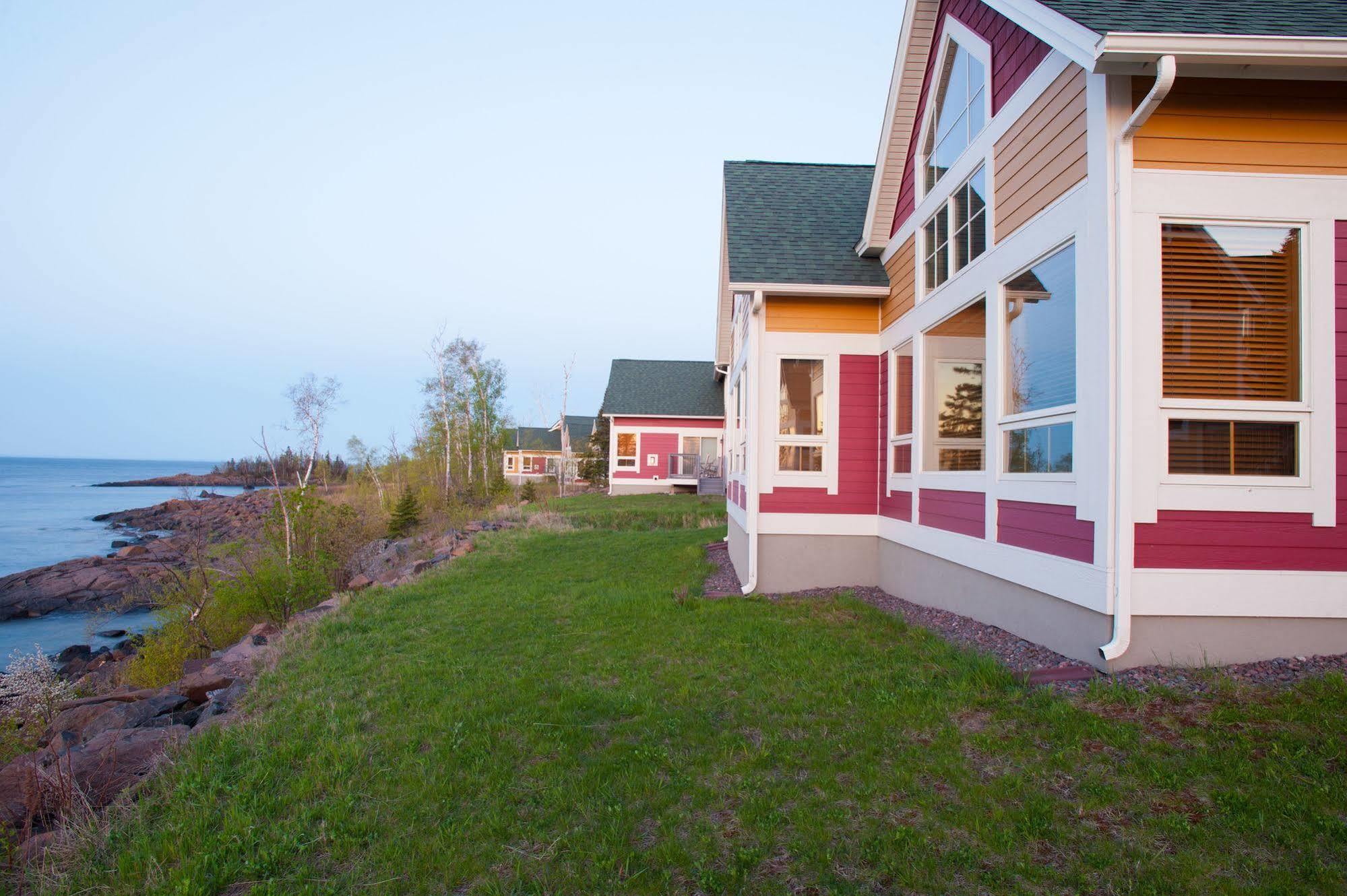 Cove Point Lodge Beaver Bay Exterior foto