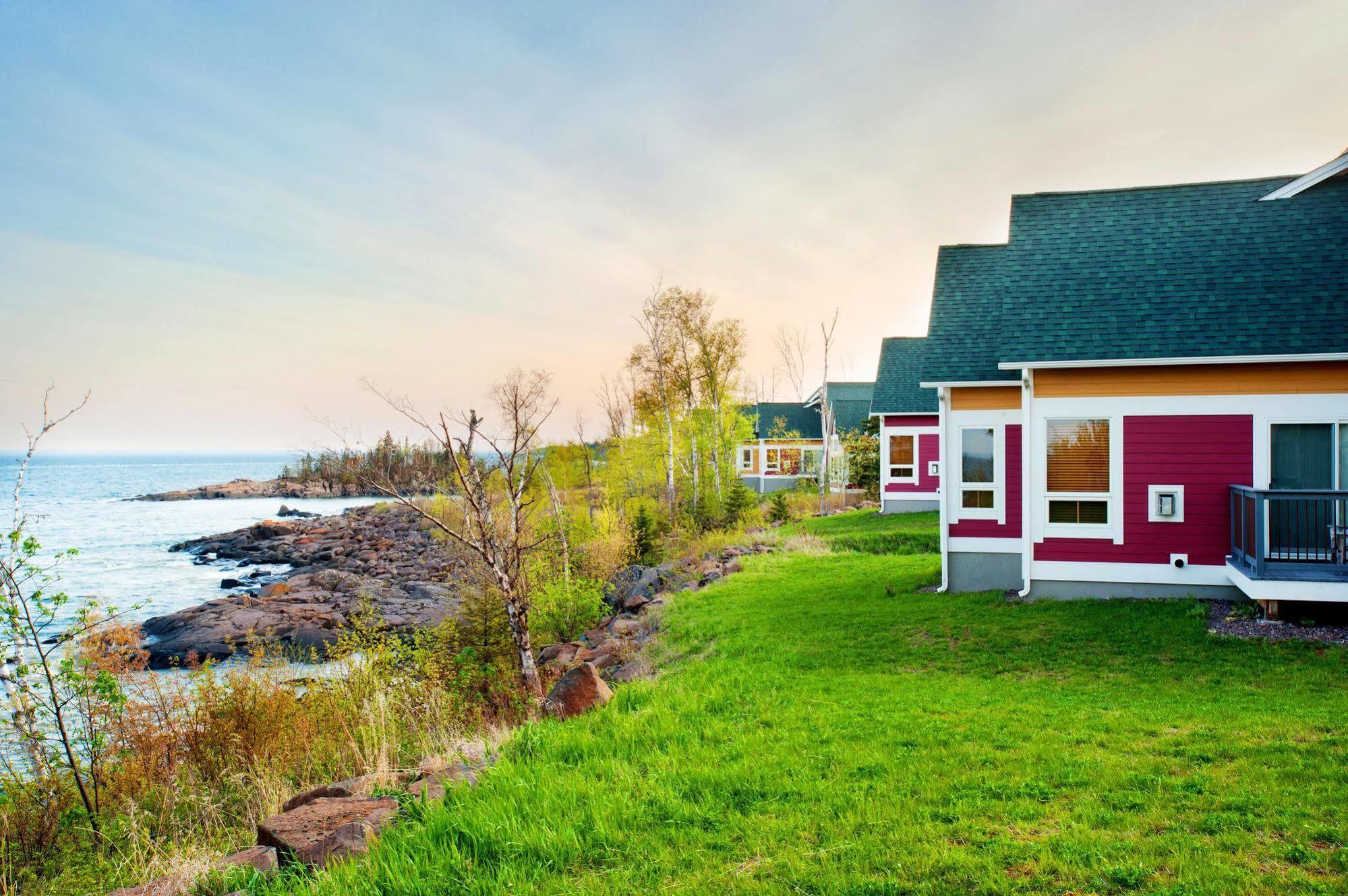 Cove Point Lodge Beaver Bay Exterior foto