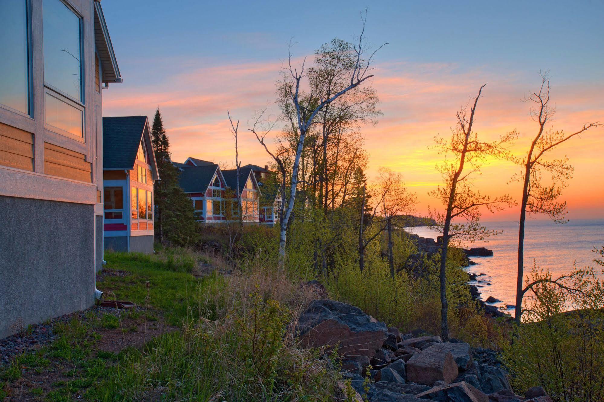 Cove Point Lodge Beaver Bay Exterior foto